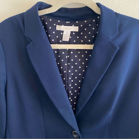 Chico’s Navy Blue 2 Button Blazer Jacket Polka Dot Lining Women’s Chicos Size 1 - Picture 3 of 9